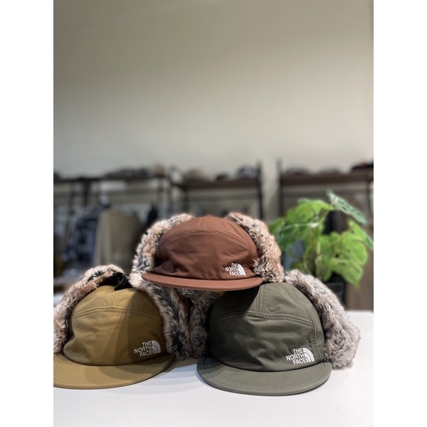 Via ｝台北信義The North Face Badland Cap 秋冬毛絨飛行帽滑雪露營