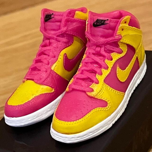 BANDAI 日本限定NIKE DUNK HIGH 扭蛋轉蛋玩具Secret隱藏版(桃紅+黃色