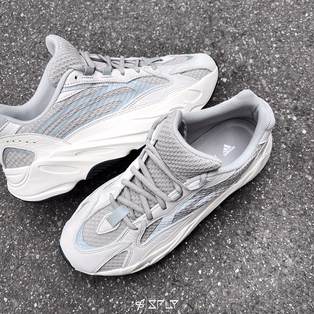 【Fashion SPLY】Adidas yeezy boost 700 v2 反光 Static EF2829