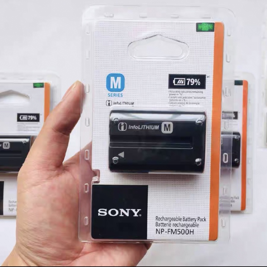 Kastar NP-FM500H Battery (4-Pack) and Charger Kit for Sony