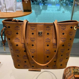 MCM - 6点おまとめ 新品！MCM（エムシーエム）可愛い袖なしカットソー 楽天市場】ノースリーブ ブラウス（柄ハート）（Tシャツ