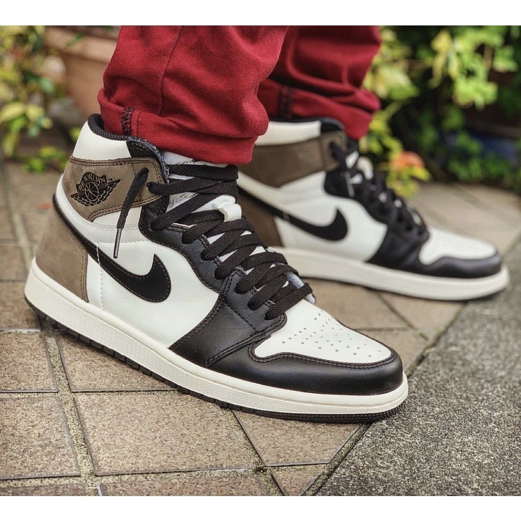 Air Jordan AJ 1 Mid SE – Welcome Home Love