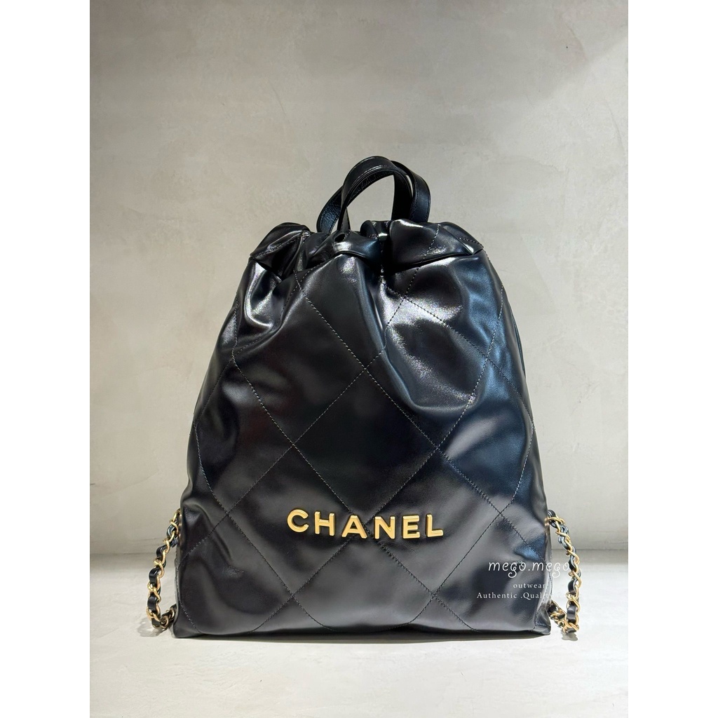 CHANEL 22 流浪後背包 黑金 | 蝦皮購物