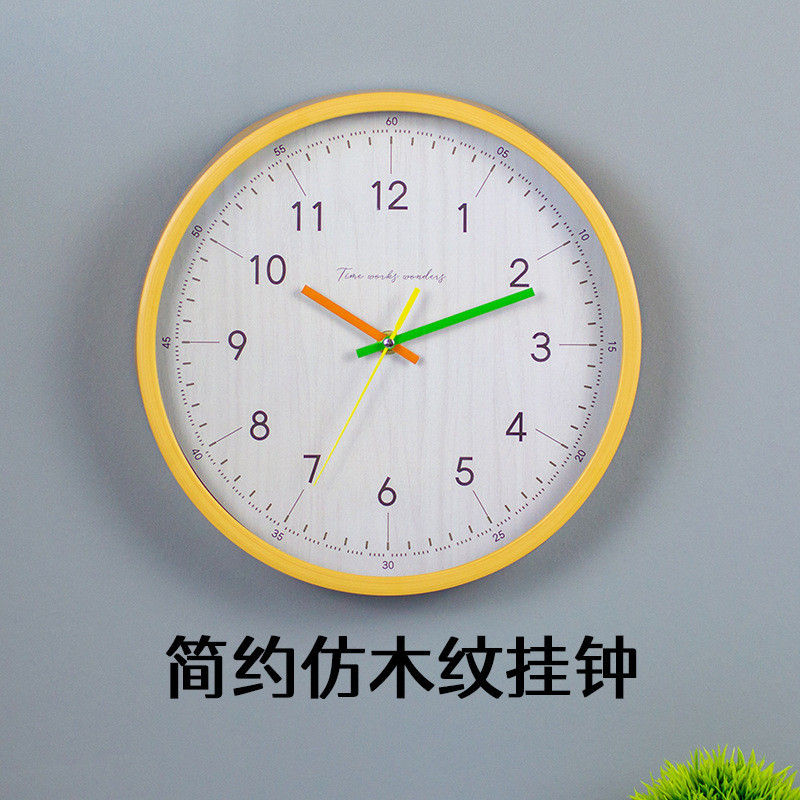 仿木紋簡約創意掛鐘批發鐘錶時鐘簡約石英鐘時尚鐘錶35cm MHWH | 蝦皮購物