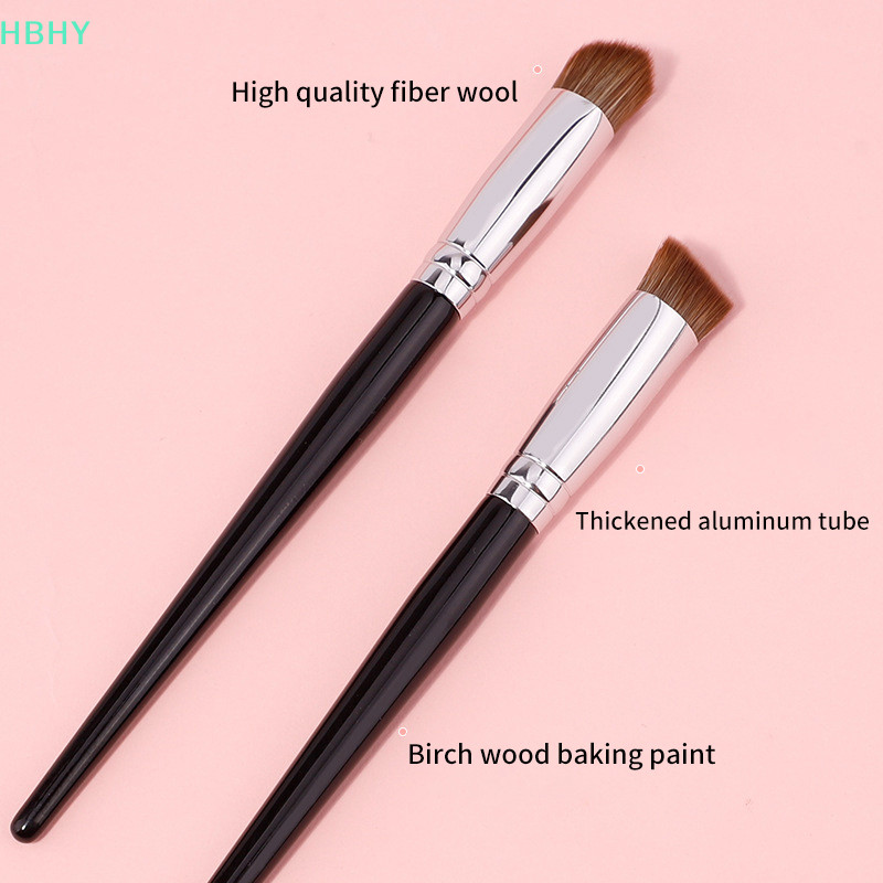 [HB] 三角遮瑕刷 Nasolabial Sulcus Highlighg Iron Brush 化妝刷遮瑕混合化妝刷 | 蝦皮購物
