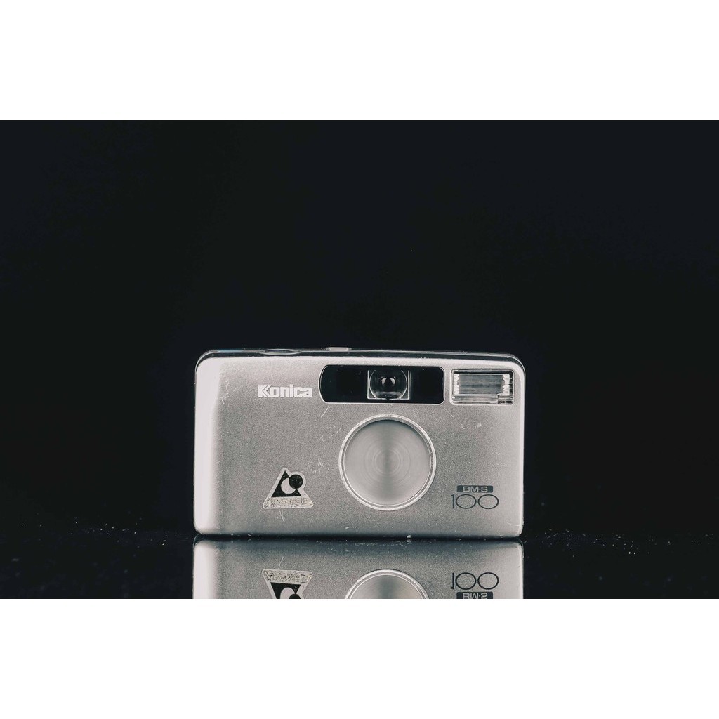 Appareil Photo Compact Konica Big Mini BM-S 100 Argenté - Avec Son étui, Occasion Fonctionnel