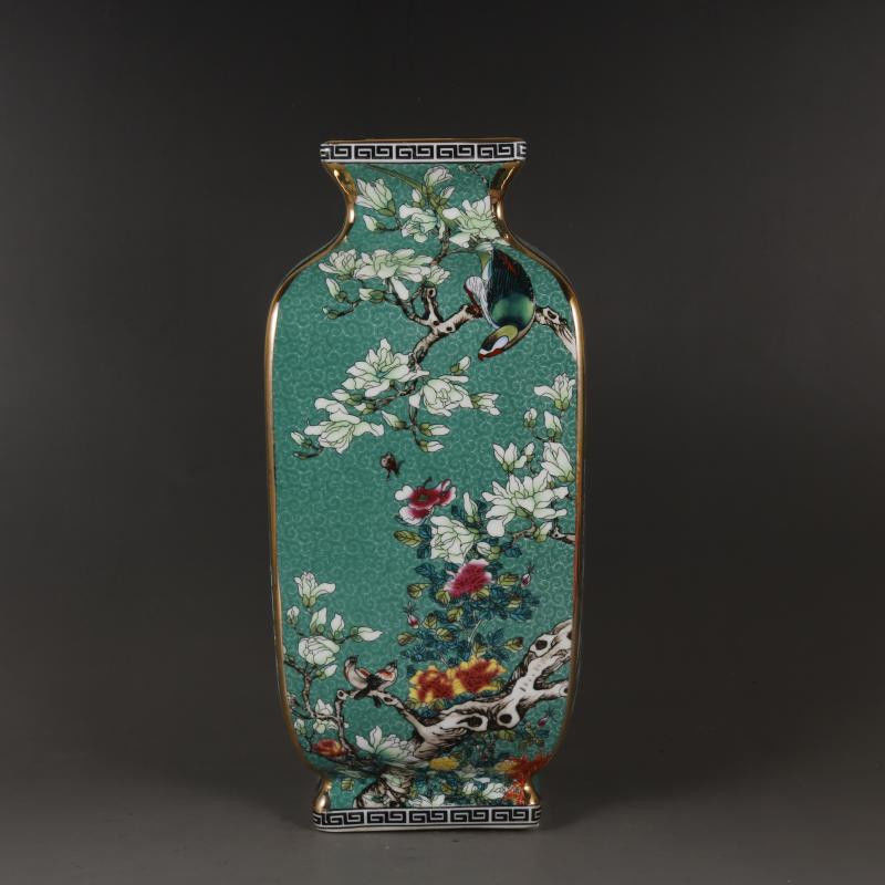 乾隆琺瑯彩紅地祝寿六方瓶 陶磁器 現代工芸品 美術品 装飾品 置物 乾隆琺瑯彩紅地祝寿六方瓶 陶磁器 現代工芸品 美術品 装飾品