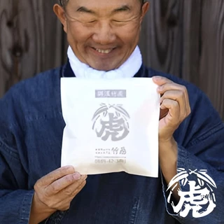 時代銅製 春宗銘 鋳銅 「 竹虎 」 玉眼 置物 床飾 巾41.5㎝