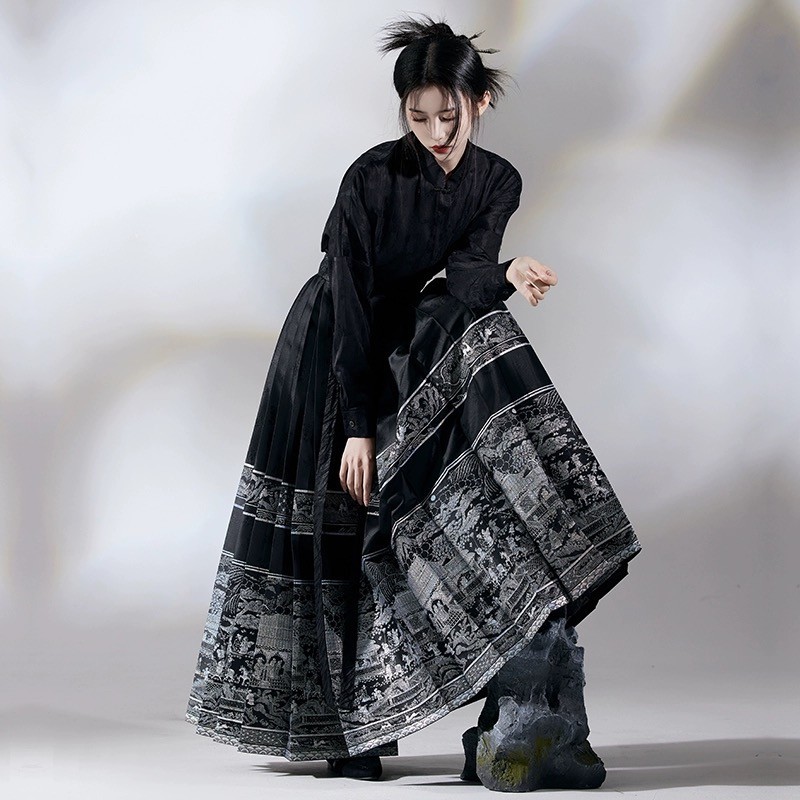雲上麒麟 織錦暗紋紗製馬面裙 黒色ロングスカート 明製漢服 新中式