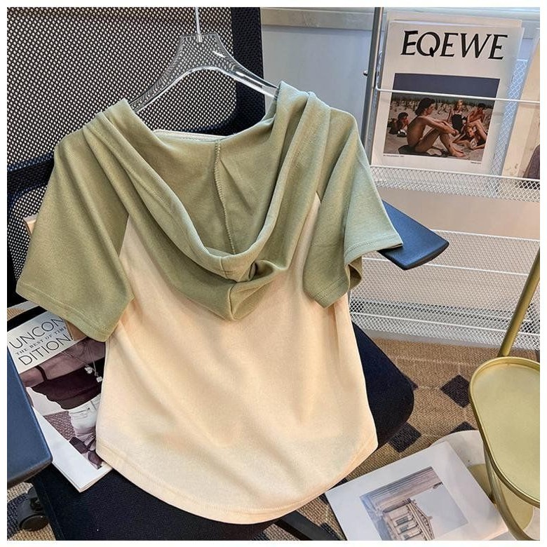 M-4XL 大尺碼t恤女短袖夏季新款胖mm女裝韓版V領拼接設計感顯瘦連帽上衣潮 | 蝦皮購物