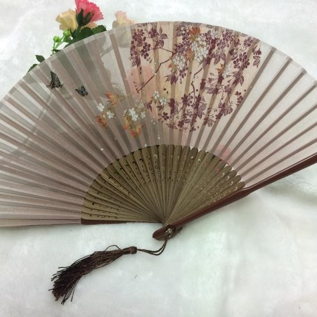 折扇女竹扇 新品真絲扇 烤漆扇 骨櫻花蝴蝶楓葉小折扇子送扇套 舞蹈扇 | 蝦皮購物