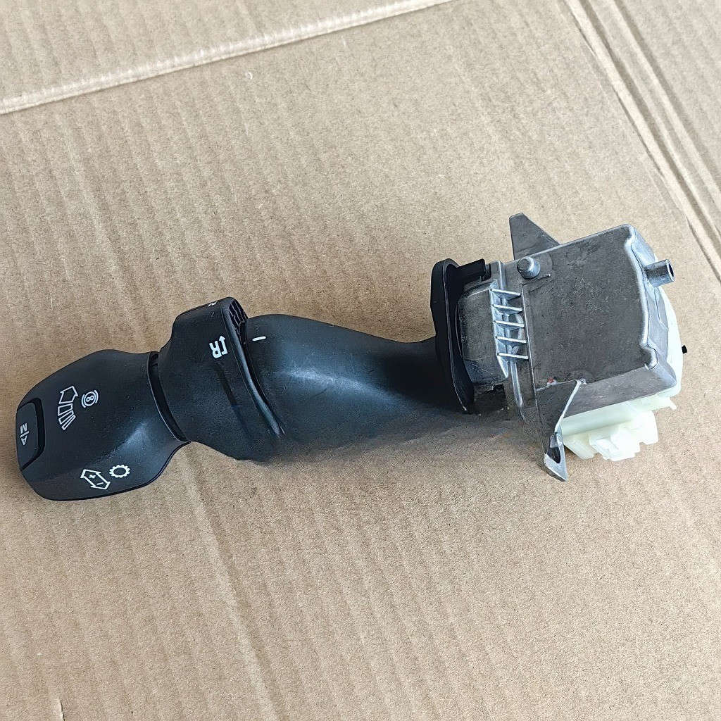 斯堪尼亞 SCANIA 卡車 轉向燈組合開關 貨車 組合開關 轉向燈開關 轉角燈開關 1913741 1548281 | 蝦皮購物