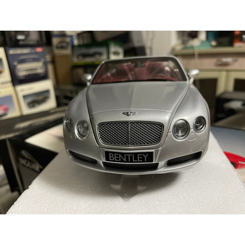 Miniature Bentley Continental GTC Speed 2012 Rouge - Minichamps 1/43 Collection