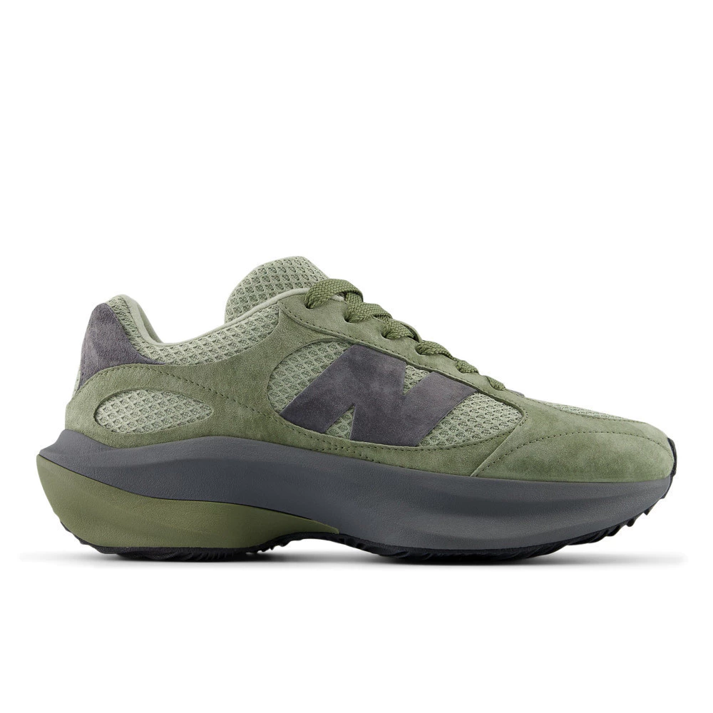 【2026 潮流老爹鞋推薦】解構未來美學！New Balance WRPD Runner “Deep Olive” (UWRPDHSD) 深度開箱：FuelCell 極致回彈與怪奢增高神鞋！