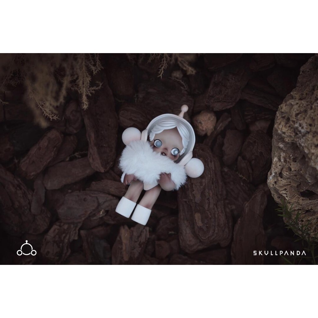 小穎玩具】SKULLPANDA BABY 蛾公仔大體大娃擺件禮物收藏POPMART泡泡瑪