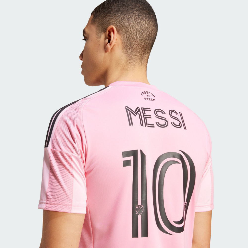 adidas INTER MIAMI CF 25/26 MESSI 主場球衣評價：梅西迷值不值得買這件粉紅戰袍？ (2/8)