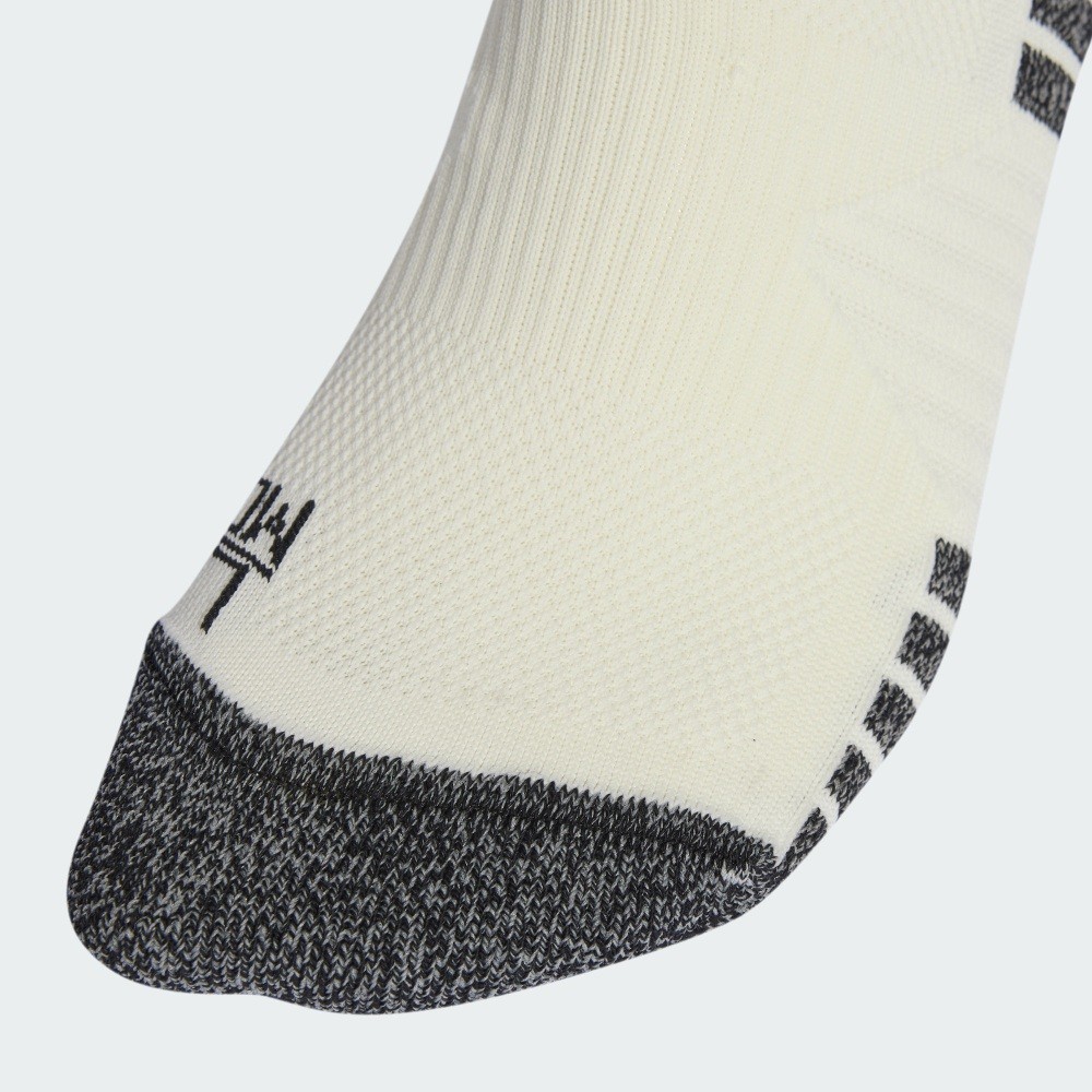 adidas 世界盃 日本 客場及膝襪 JN1920 評價：250 元值不值得買？球迷穿搭與實戰用途分析 (4/7)