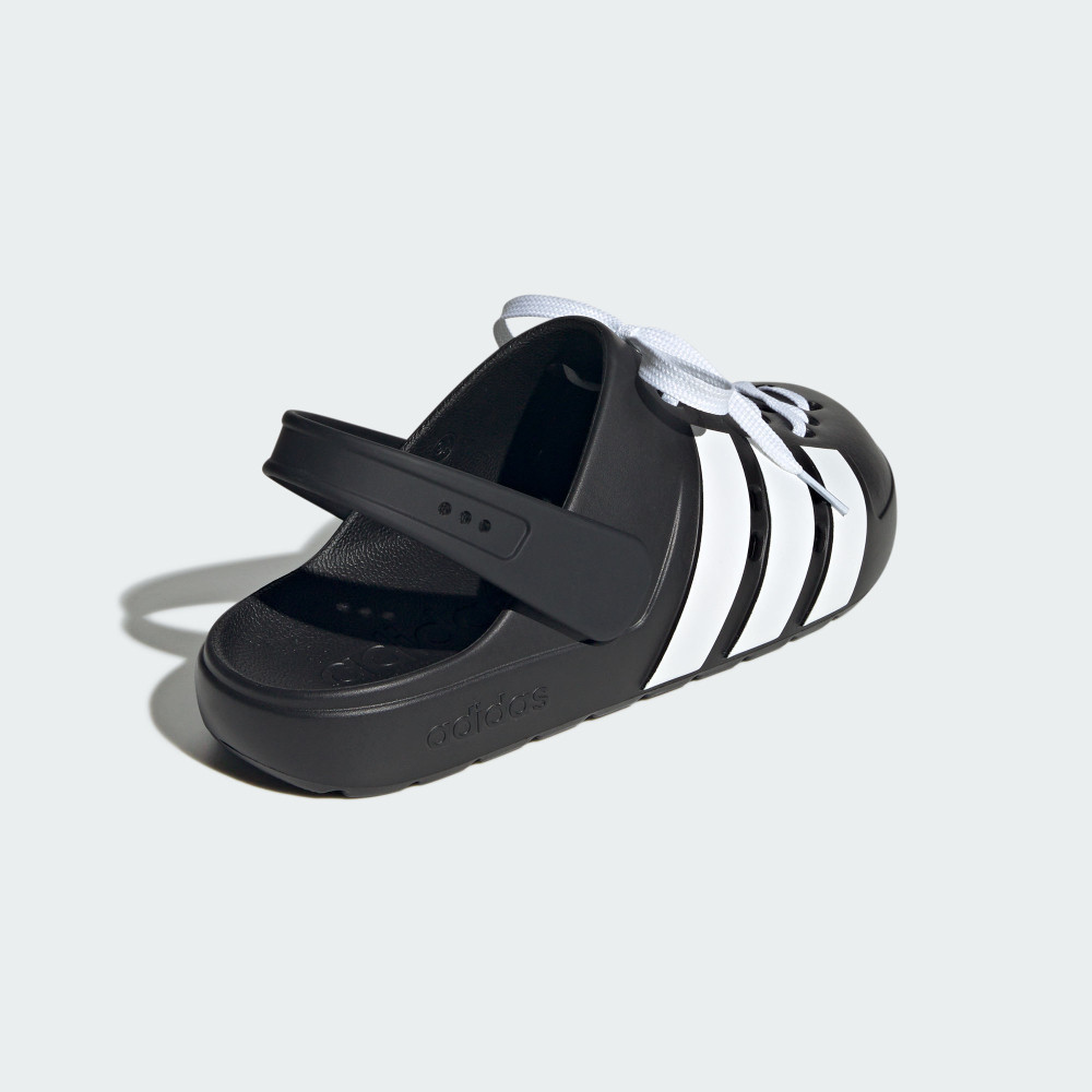 adidas ADILETTE CLOG 2.0 評價：洞洞鞋加鞋帶真的實穿嗎？我的穿搭型拖鞋心得 (6/9)