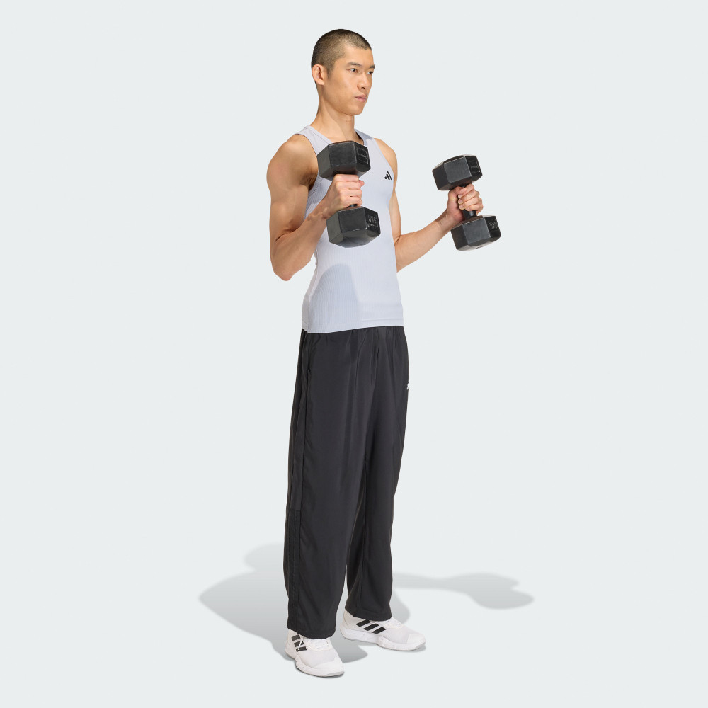 adidas PRIMELIFT ESSENTIALS 運動長褲推薦：吸濕排汗、寬鬆版型適合重訓與日常穿搭嗎？ (4/11)