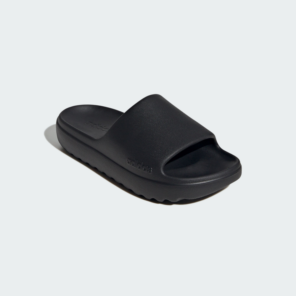 adidas ADILETTE LUMIA 拖鞋評價：1192 元值不值得買？快乾、厚底腳感怎麼看 (5/9)