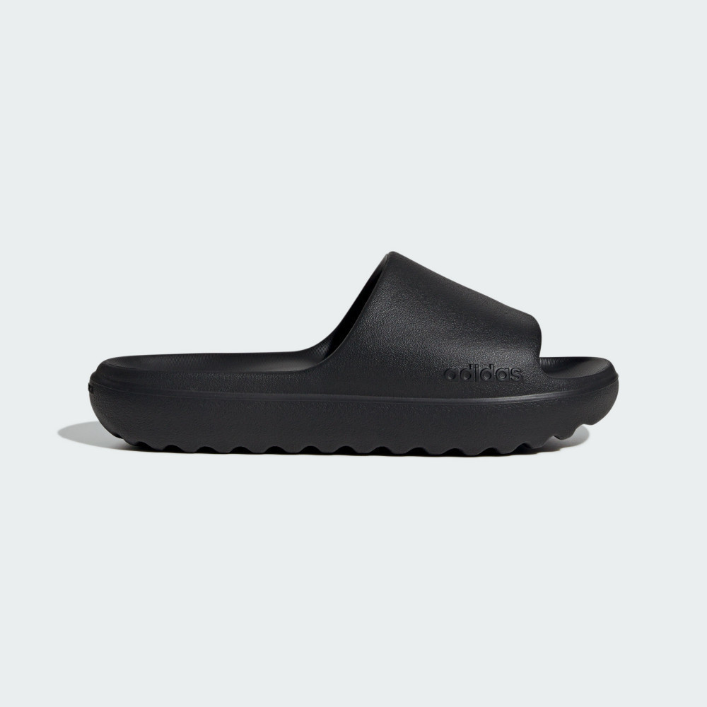 adidas ADILETTE LUMIA 拖鞋評價：1192 元值不值得買？快乾、厚底腳感怎麼看 (4/9)