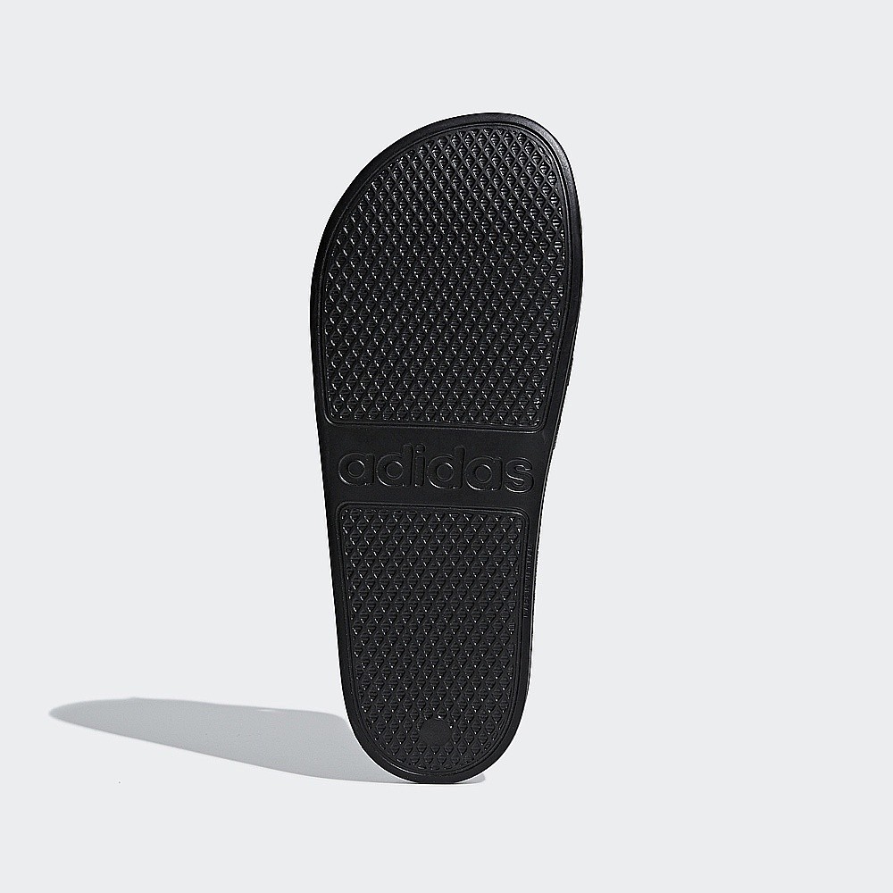 adidas ADILETTE AQUA F35543 評價：632 元值不值得買？尺寸、腳感與用途分析 (2/9)