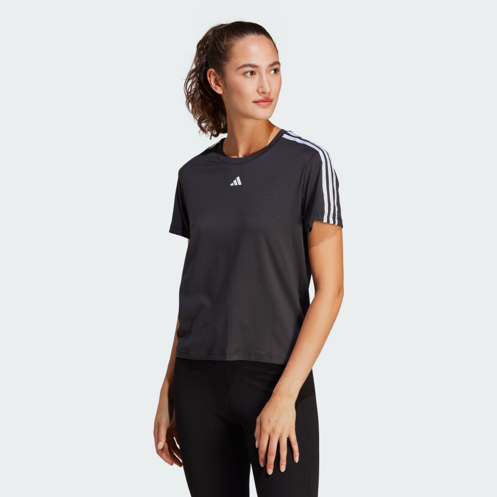 adidas 經典款短袖上衣 T恤 女款評價：590 元值不值得買？多款差異一次看 (6/12)
