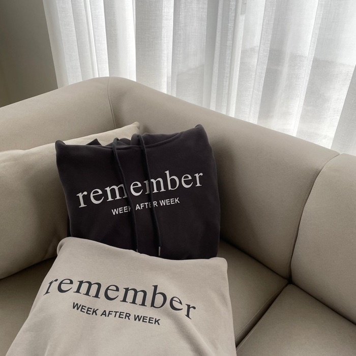 TAB SPACE _ REMEMBER , 石頭暗灰色細的英字刷毛帽tee (深灰 泥灰 米灰) | 蝦皮購物