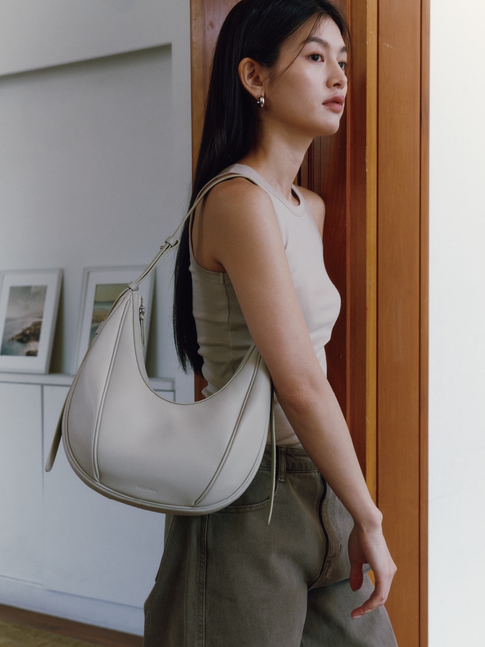 FOLNUA] Oval bag Plain (5colors) 牛皮- 韓國設計師品牌包/ 單肩包
