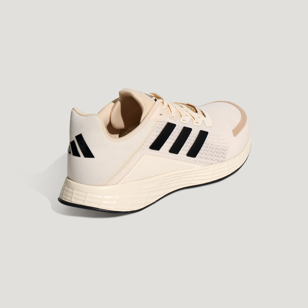 adidas DURAMO SL 跑鞋推薦：1290 元入門慢跑鞋，通勤訓練都能穿嗎？ (7/13)