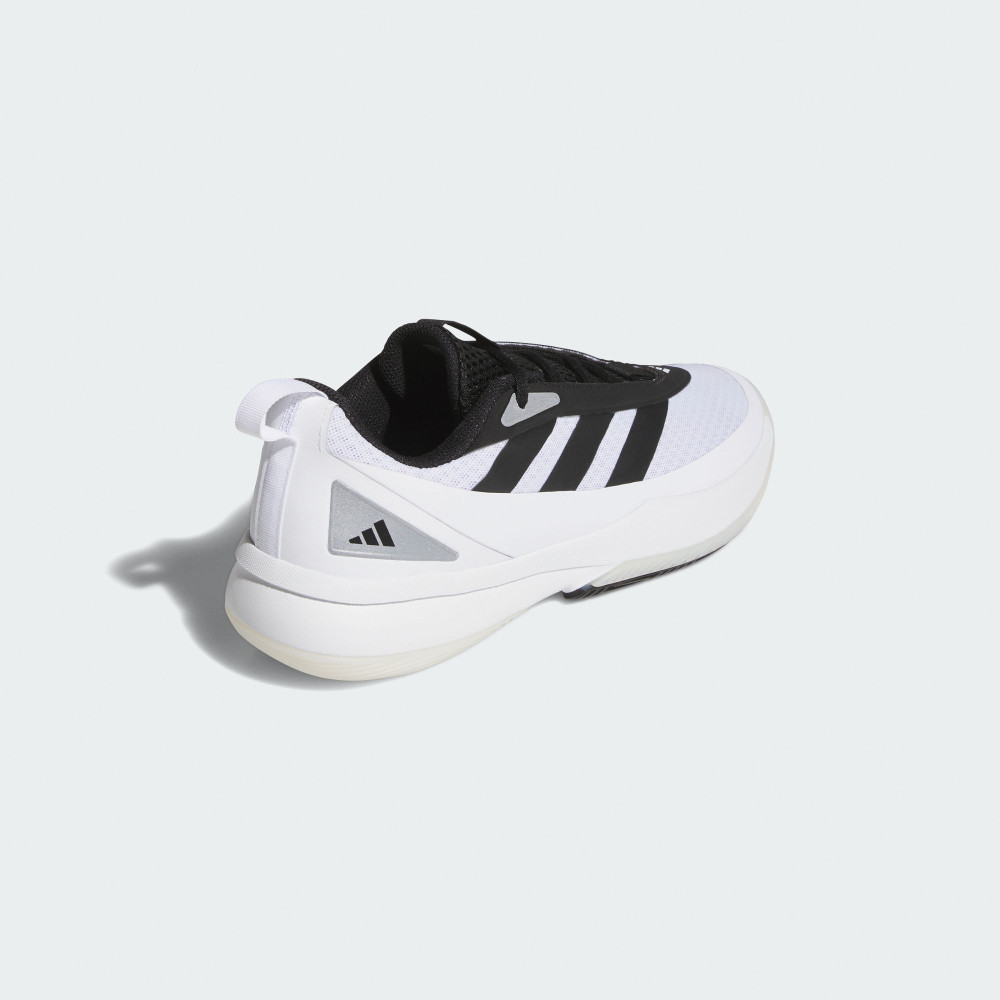 adidas SUBZONE 運動鞋評價：千元入手籃球風休閒鞋，值不值得買？ (3/7)