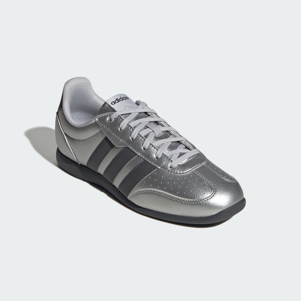 adidas BARREDA LO 評價：1390 元薄底鞋值不值得買？尺寸、穿搭與入手建議 (2/9)