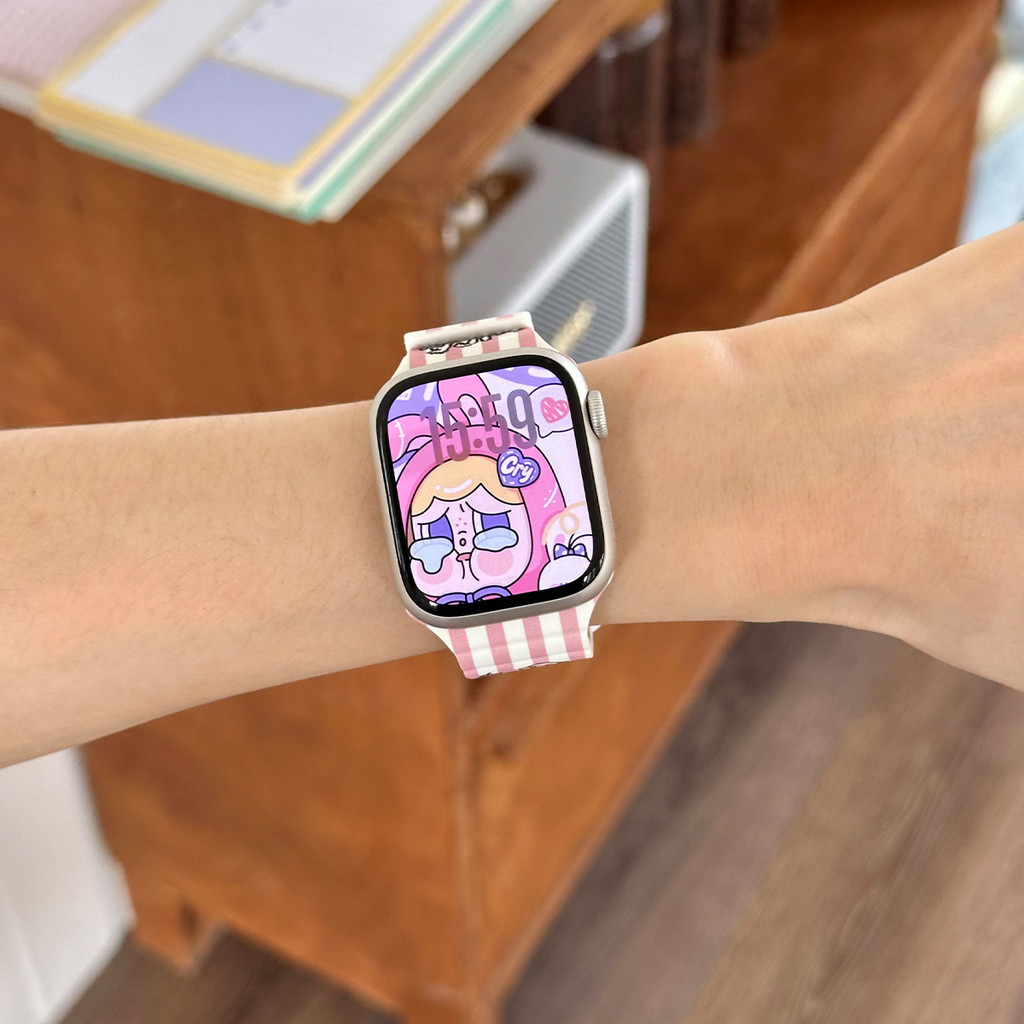 卡通磁吸錶帶 適用 Apple Watch S11 S10 9 8 7 SE3 Ultra3 蘋果手錶帶 46/49mm | 蝦皮購物