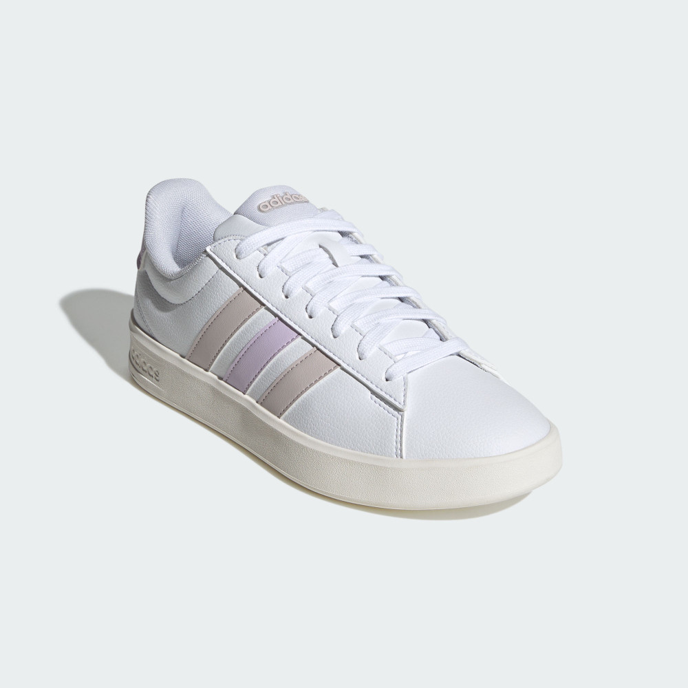 adidas GRAND COURT 3.0 評價：Cloudfoam 腳感舒服嗎？日常穿搭與尺寸挑選一次看 (4/9)