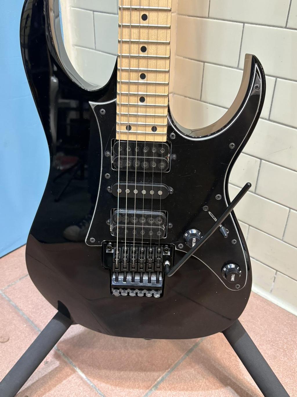 Ibanez RG550 BK 黑色電吉他（日廠經典・高速手感・搖座配置）｜柚子樂器 | 蝦皮購物