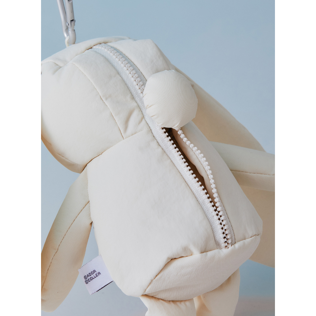 NEWJEANS - [ NJ X COLLER ] RABBIT POUCH MD | 蝦皮購物