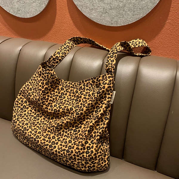 Topshop kenya leopard print clearance tote bag