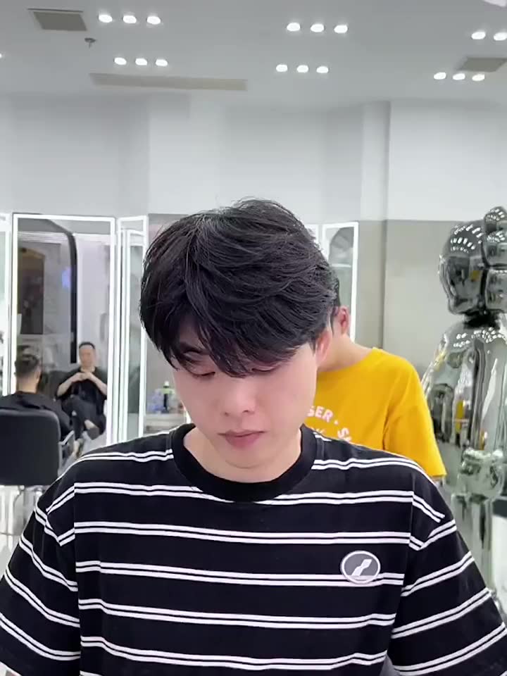 台灣現貨  男生精修剪微分碎蓋假髮 自然輕薄 日常蓬鬆男生假髮髮套 遮禿頂 遮白髮 隱形男士補髮片 頭頂補髮片 男士假髮
