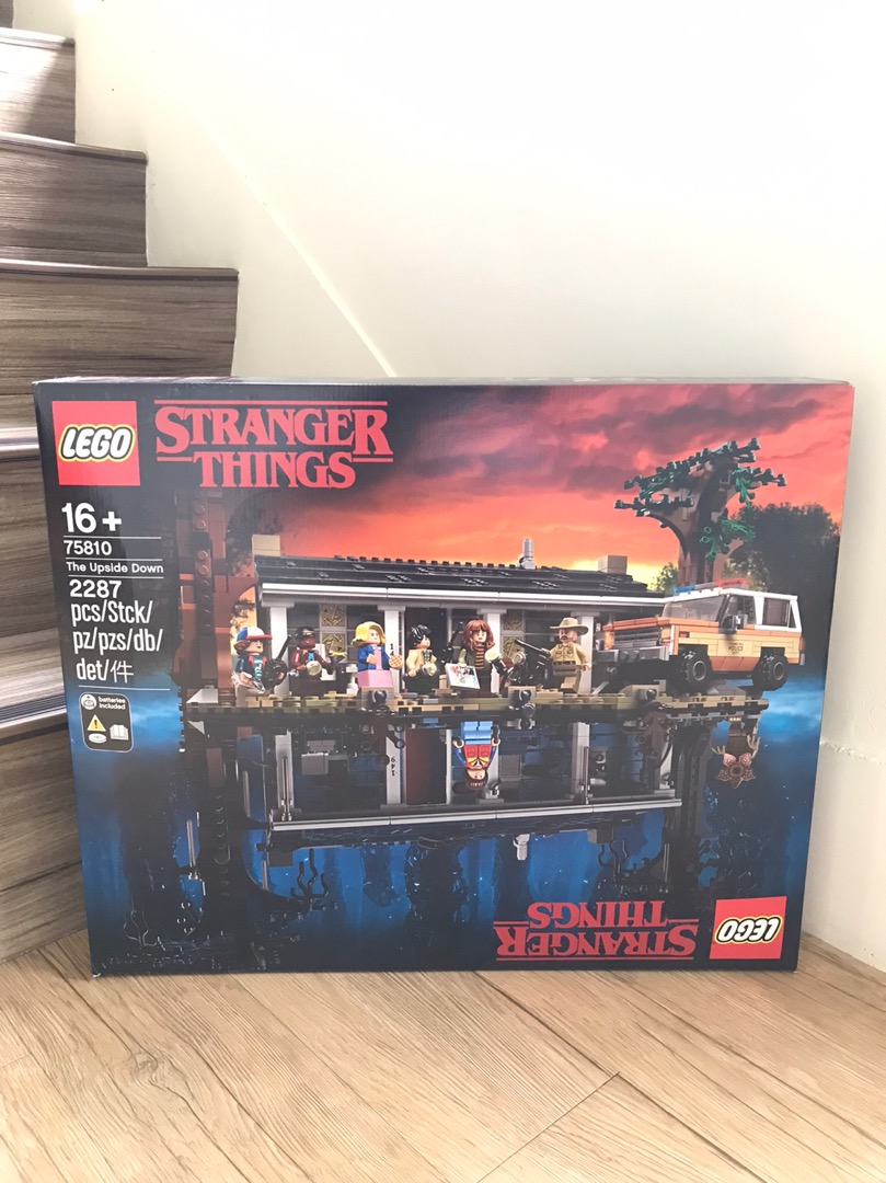 LEGO Stranger Things The Upside Down 75810 Building Kit (2，287