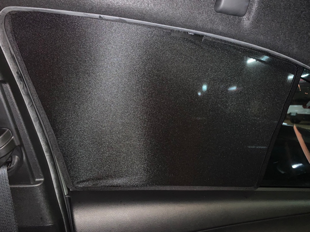 Yaris 車窗遮陽5片式式Toyota 汽車遮陽簾防蟲透氣汽車防曬隔熱