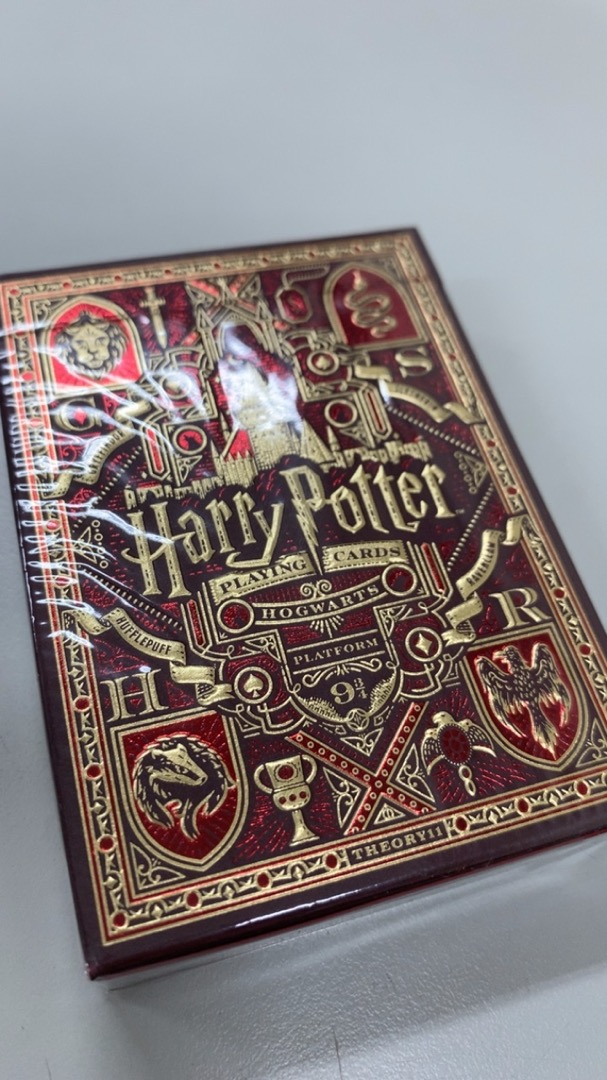 Harry Potter Themed Playing Cards (42 Packs) 海外 即決-