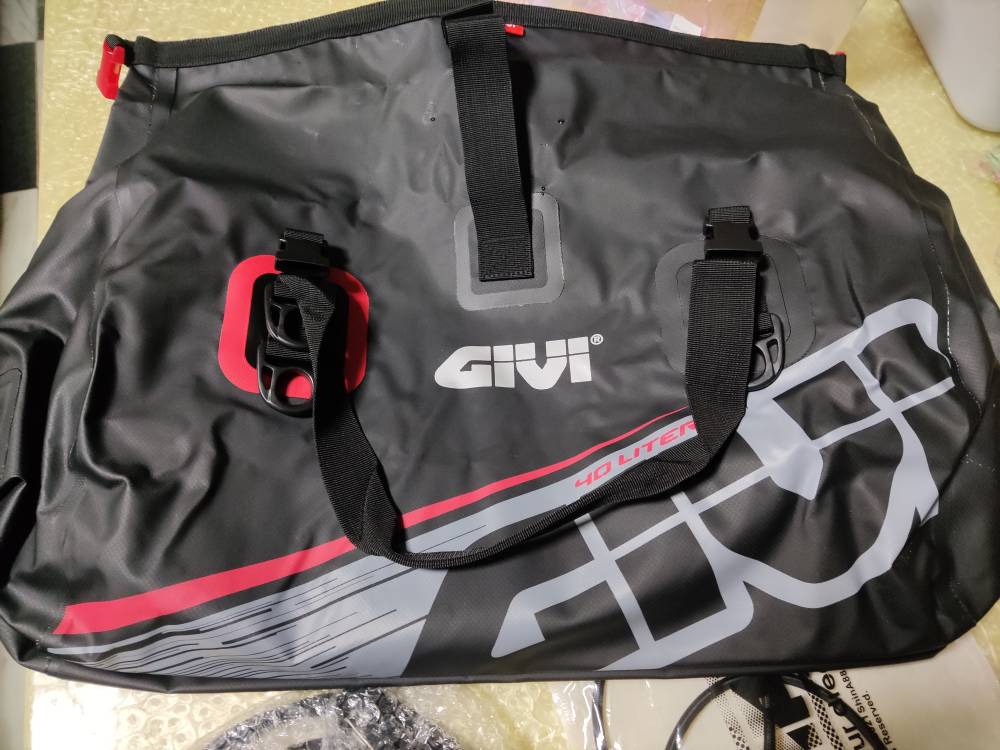 德國Louis】Givi EASY-T摩托車防水尾包深灰紅40L機車防水包尾袋行李