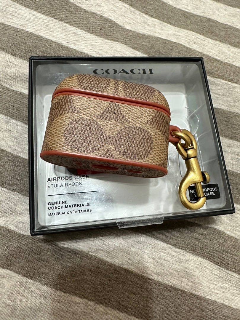 値段交渉⭕️coach AirPods Pro case-