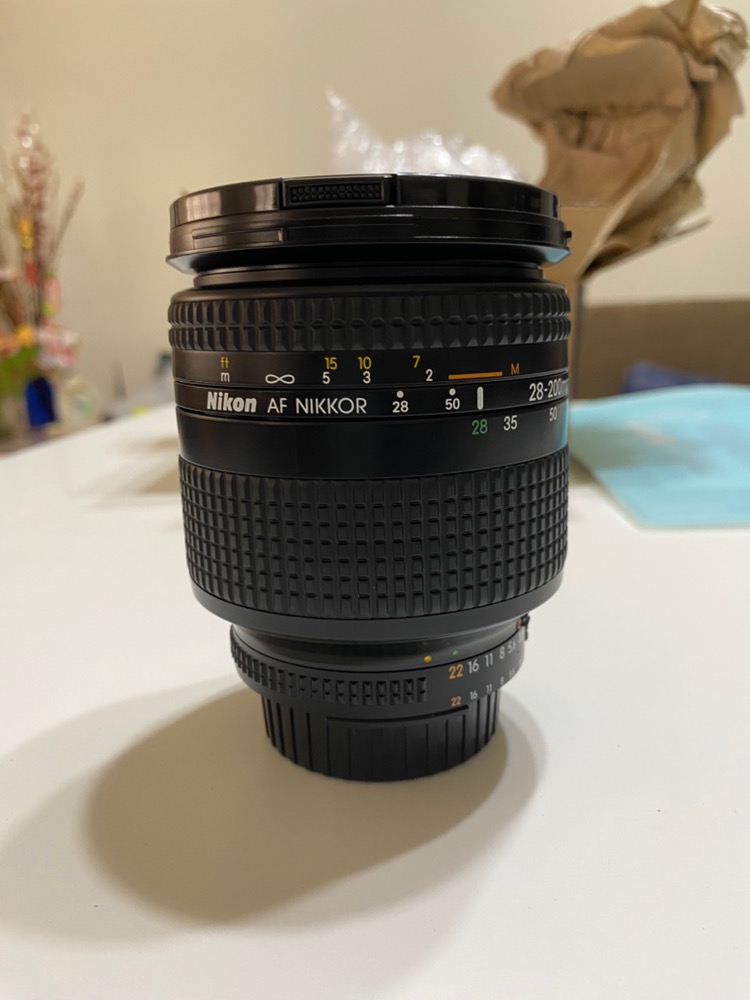 あすつく】 ☆AF NIKKOR 28-200㎜ 1:3.5-5.6D 美品 即決☆ ニコン