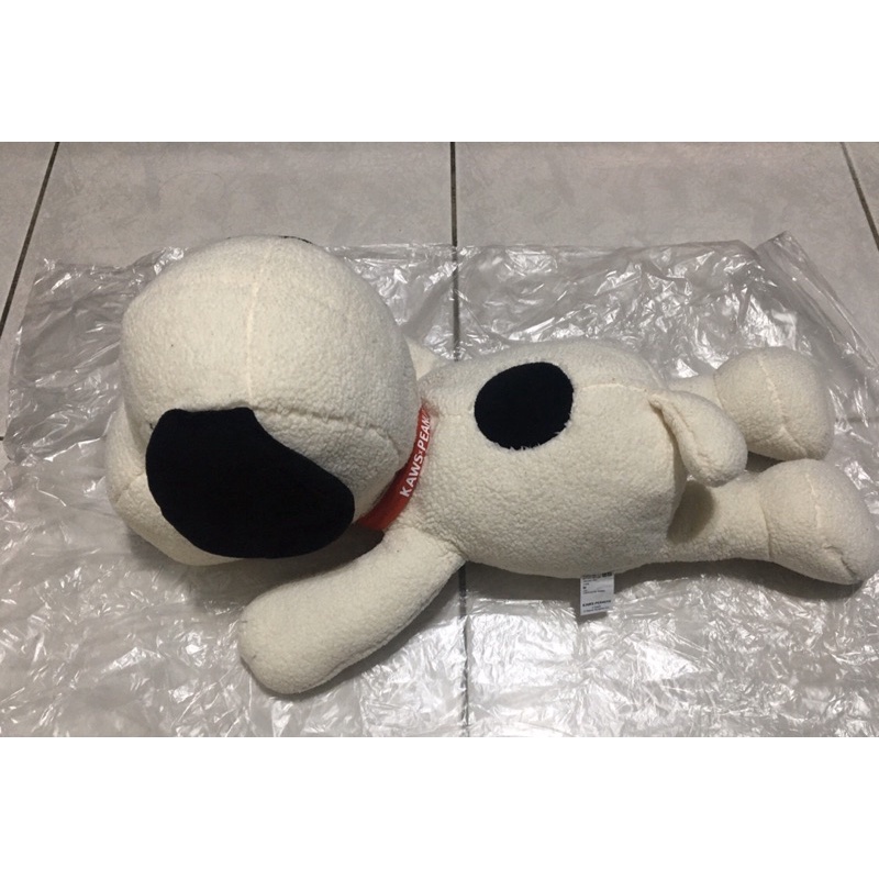 kaws peanuts plush