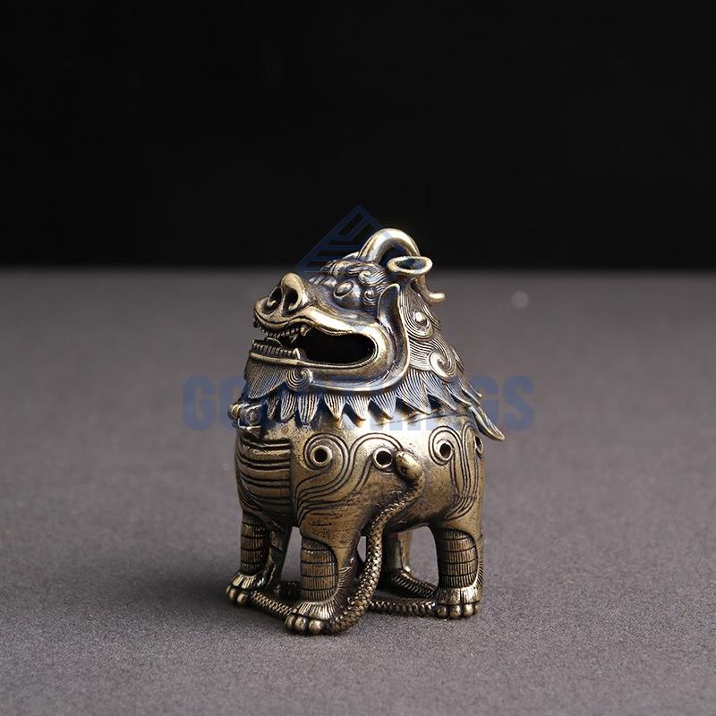 天然石彫刻 にわとり一家