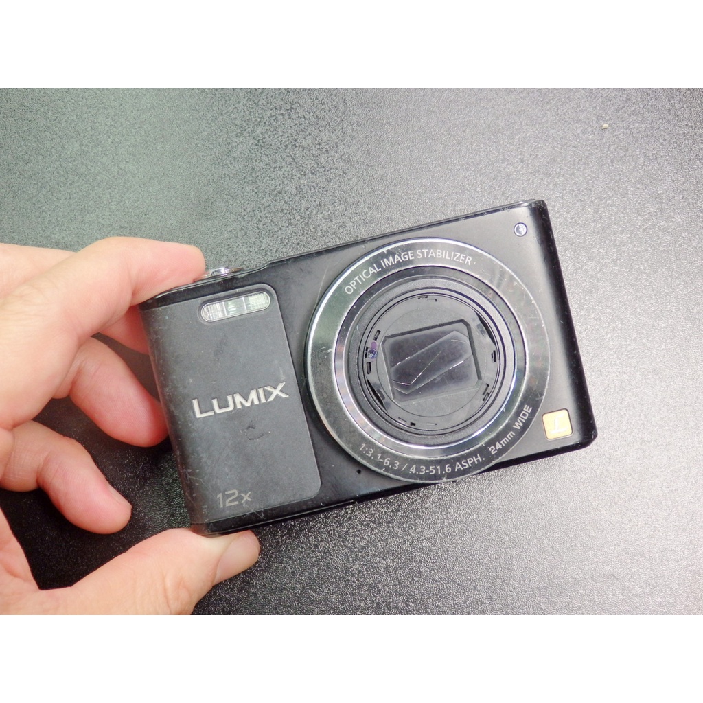 <> Panasonic LUMIX DMC-SZ10 (Leica鏡頭 /翻轉螢幕 / CCD)