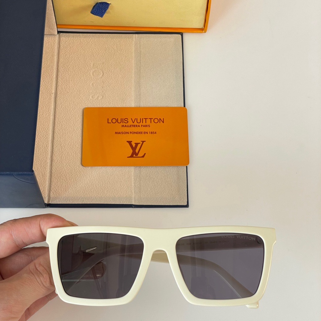 Louis Vuitton 2022 SS Lv escape square sunglasses (Z1496E)