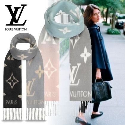 Louis Vuitton MONOGRAM Reykjavik Gradient Scarf (M70868)