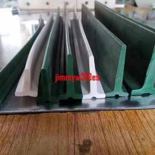 輸送帶擋板工業爬坡擋條導條防跑偏白色綠色T型PVC流水線皮傳動帶